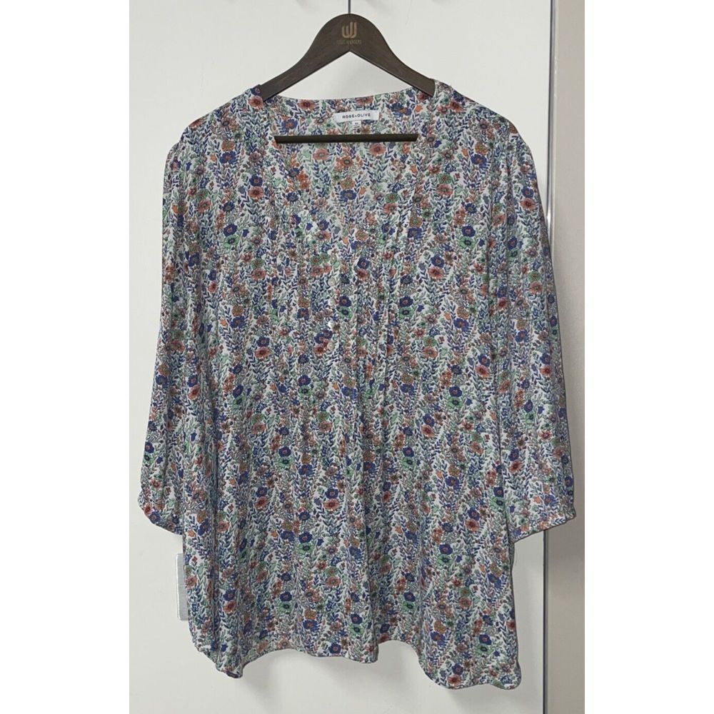 Rose & Olive Beige Top With Flowers In Varied Color‎ Soft Comfy Blouse Size 3X